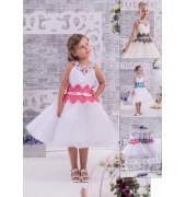Бальное детское платье с жемчугом и кружевом