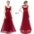 Длинное красное платье  украшенное пайетками