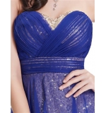 Синее модное платье с блестками