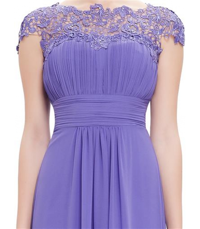 Светло лиловое платье