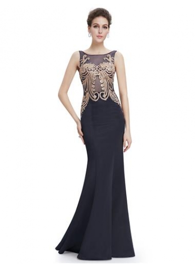 Черное длинное вечернее платье с кристаллами на сетке