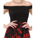 Черно-красное платье с открытыми плечами
