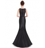 Атласное черное длинное платье со стразами