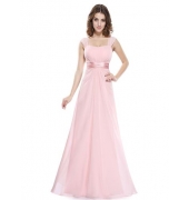 Нежно-розовое платье с драпировкой и атласной вставкой на талии 