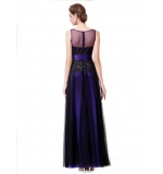 Потрясающей красоты вечернее длинное платье пурпурного цвета