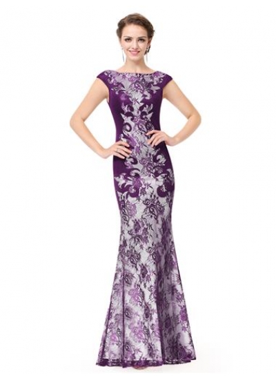 Длинное фиолетовое платье из кружева и атласа