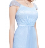 Небесно голубое воздушное платье