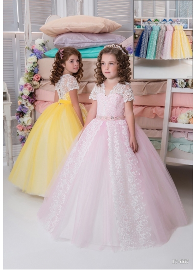 Пышное детское платье с кружевными цветочными лентами