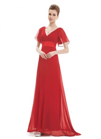 Длинное  красное платье с коротким рукавом