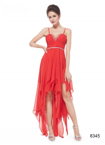 Красное платье, удлиненное сзади, с кристаллами