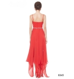 Красное платье, удлиненное сзади, с кристаллами