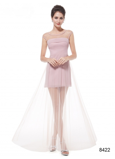 Светло-розовое платье с двухуровневой юбкой